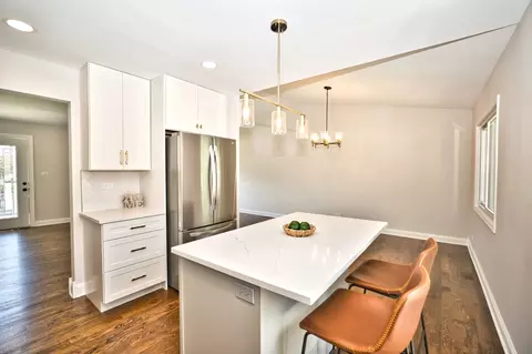 4635 Huntington Blvd, Hoffman Estates, IL 60192 photo 20