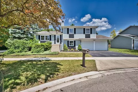 4635 Huntington Blvd, Hoffman Estates, IL 60192