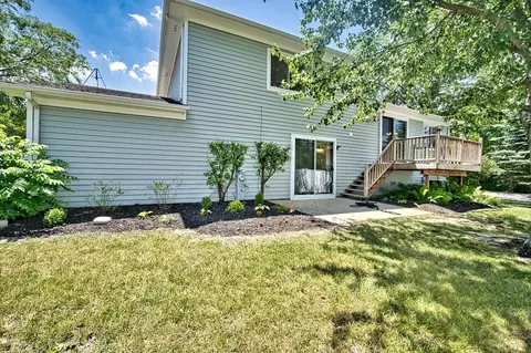4635 Huntington Blvd, Hoffman Estates, IL 60192 photo 4