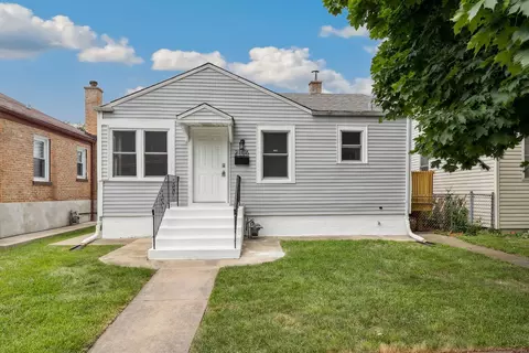 2106 Broadway St, Blue Island, IL 60406