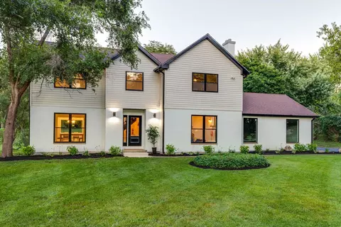 40566 N Sunset Dr, Antioch, IL 60002