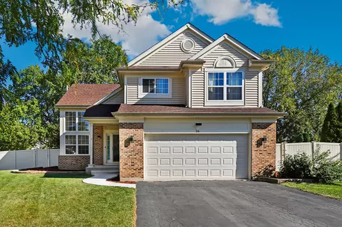 16 Lindsey Ct, Bolingbrook, IL 60440