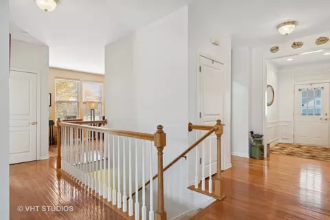 Entry Way - 4095 Whitehall Ln, Algonquin, IL 60102 photo 2 of 2
