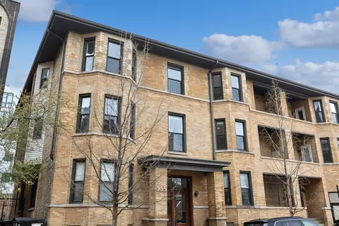 555 W Briar Pl #202, Chicago, IL 60657