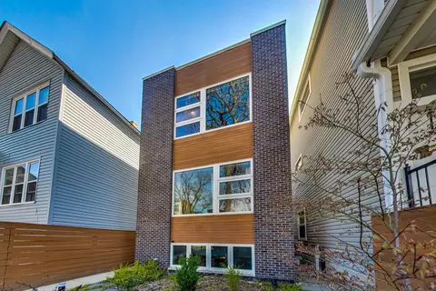 1647 N Albany Ave, Chicago, IL 60647