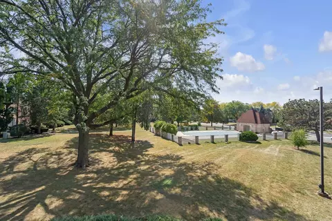 5000 Carriageway Dr #201, Rolling Meadows, IL 60008 photo 15