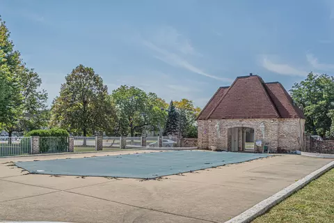 5000 Carriageway Dr #201, Rolling Meadows, IL 60008 photo 28