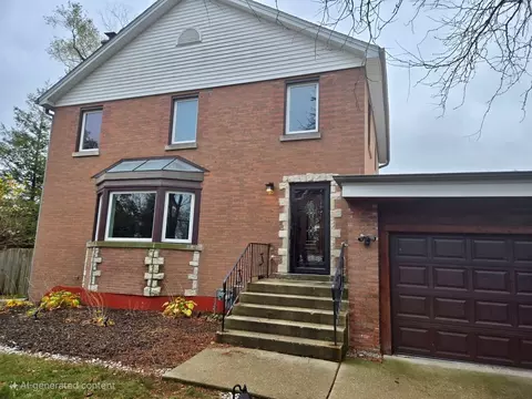 101 W Algonquin Rd, Des Plaines, IL 60016