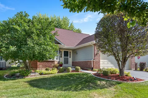 21433 W Sycamore Ct, Plainfield, IL 60544