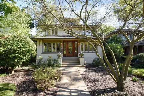 510 N East Ave, Oak Park, IL 60302