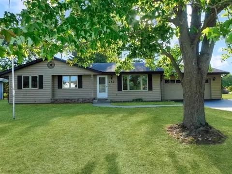 762 Kocher St, Rockton, IL 61072