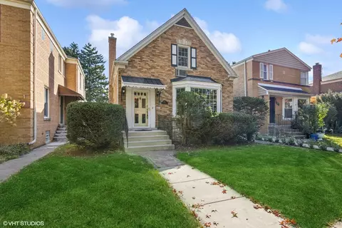 7415 N Talman Ave, Chicago, IL 60645