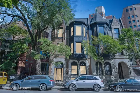 2125 N Clark St #2, Chicago, IL 60614