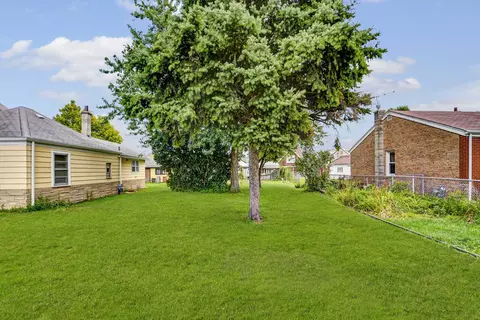 4751 S Lotus Ave, Chicago, IL 60638