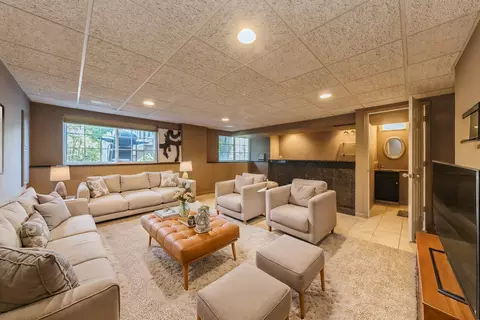 2997 Talaga Dr, Algonquin, IL 60102 photo 17