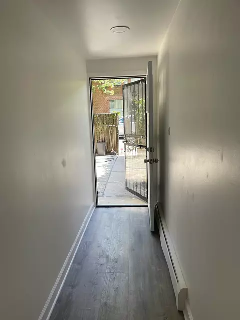 Entry Way - 1315 E 55th St, Chicago, IL 60615 photo 6 of 6