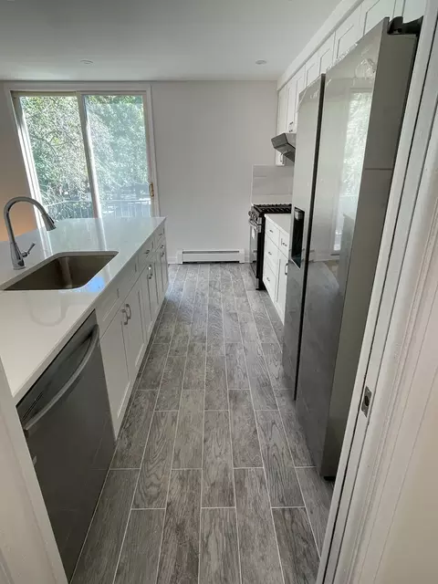 Kitchen - 1315 E 55th St, Chicago, IL 60615 photo 4 of 4