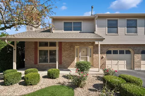 9323 Bradford Ln, Orland Park, IL 60462