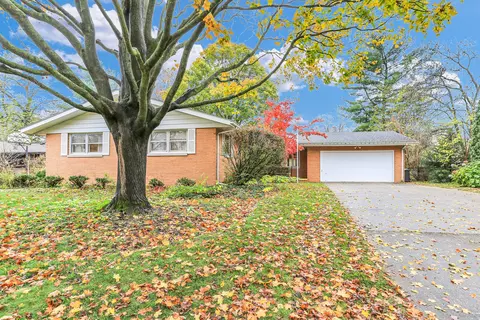 503 Burkwood Ct E, Urbana, IL 61801