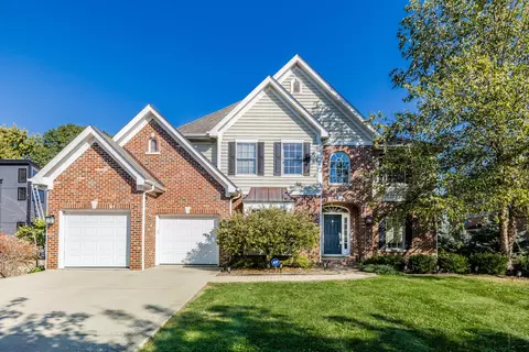 6415 Tennessee Ave, Willowbrook, IL 60527