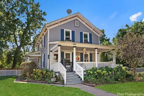 303 W Washington St, Marengo, IL 60152