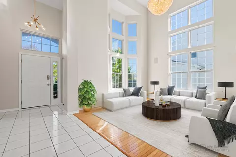 770 Castleton Ct, Carol Stream, IL 60188 photo 2