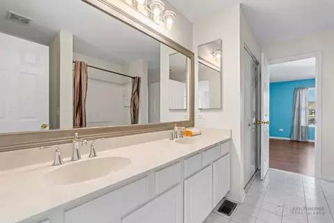 770 Castleton Ct, Carol Stream, IL 60188 photo 22