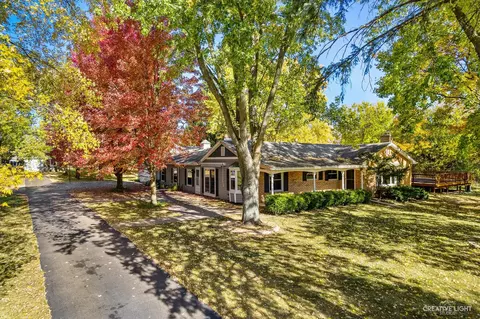 42 W270 Keslinger Rd, Elburn, IL 60119