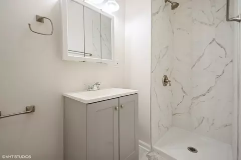 8143 S Wood St, Chicago, IL 60620 photo 14