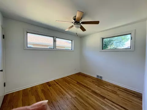 Bedroom - 1509 N Wolf Rd, Berkeley, IL 60163 photo 2 of 2