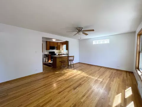 Living - 1509 N Wolf Rd, Berkeley, IL 60163 photo 1 of 3