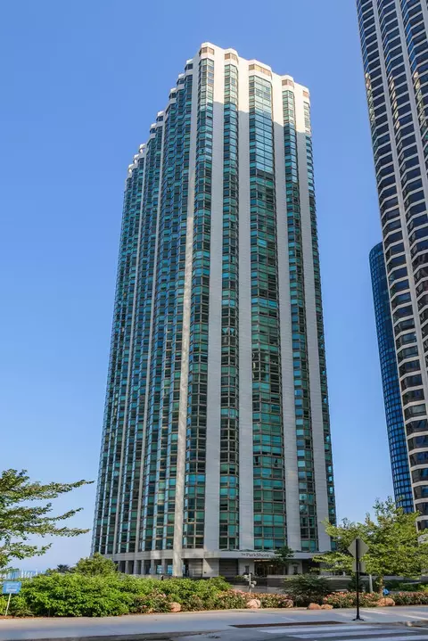 195 N Harbor Dr #5501, Chicago, IL 60601