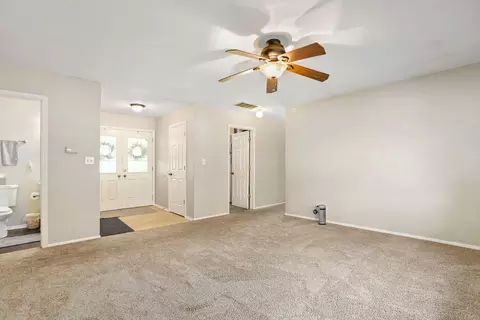 Other - 648 Springfield Ct, Roselle, IL 60172 photo 3 of 5