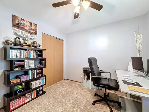 5402 Abbey Dr, Mchenry, IL 60050 photo 15