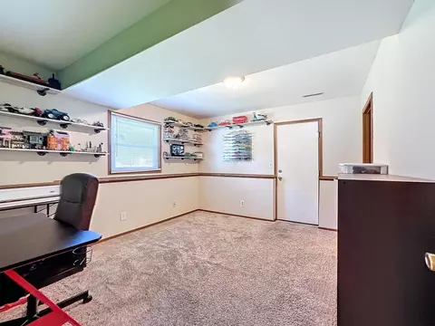 5402 Abbey Dr, Mchenry, IL 60050 photo 18