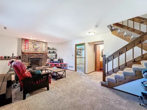 5402 Abbey Dr, Mchenry, IL 60050 photo 17