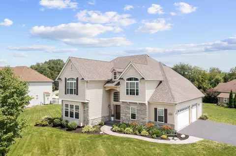 1202 Cannonball Trl, Yorkville, IL 60560