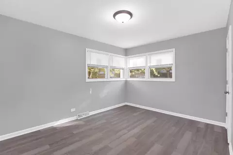 Bedroom - 2811 Stafford Dr, Markham, IL 60428 photo 3 of 5