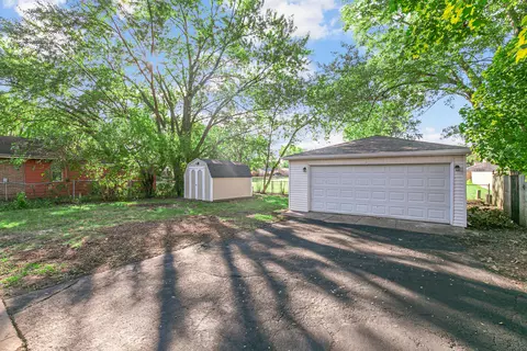Exterior - 2811 Stafford Dr, Markham, IL 60428 photo 3 of 4