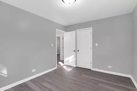 Bedroom - 2811 Stafford Dr, Markham, IL 60428 photo 2 of 5
