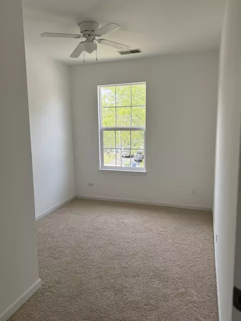 Bedroom - 2238 Margaret Dr, Montgomery, IL 60538 photo 7 of 7