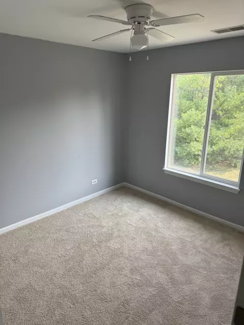 Bedroom - 2238 Margaret Dr, Montgomery, IL 60538 photo 3 of 7