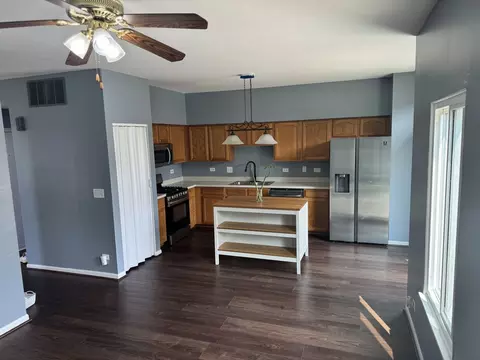 Kitchen - 2238 Margaret Dr, Montgomery, IL 60538 photo 2 of 2
