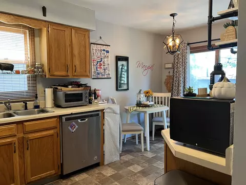 Kitchen - 1308 Challis Dr, Bloomington, IL 61704 photo 1 of 2