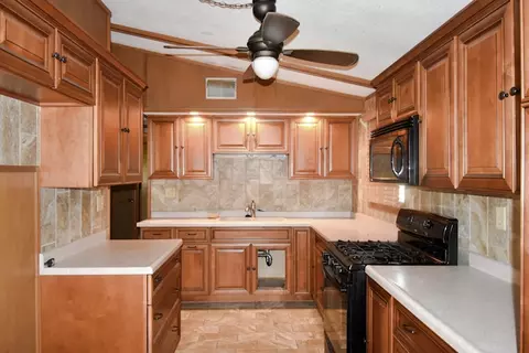 1665 Country Rd 300e, Bethany, IL 61914 photo 12