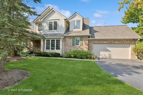 1785 Camden Dr, Glenview, IL 60025
