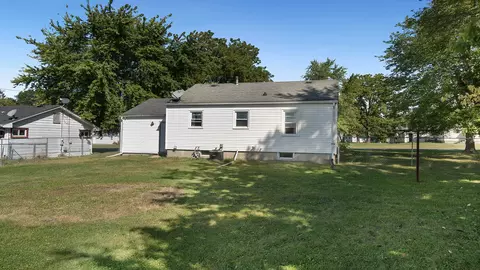 Exterior - 330 E Grove St, Capron, IL 61012 photo 3 of 4