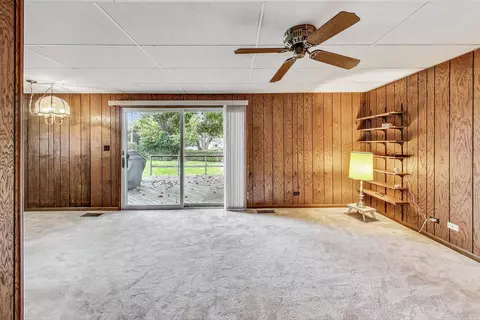 2702 Owl Ln, Rolling Meadows, IL 60008 photo 12