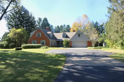 2870 Boerderij Way, Woodstock, IL 60098