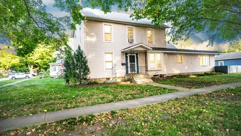 113 W Elm St, Fairbury, IL 61739